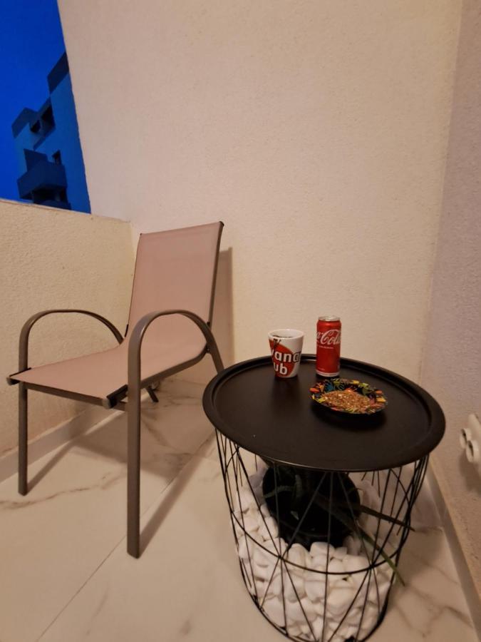 Happy Rental Apartments 2 克拉奥华 外观 照片